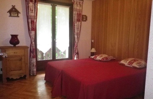 Seytroux Apartment | Exquisite Ground Floor Apartment with Pool Access