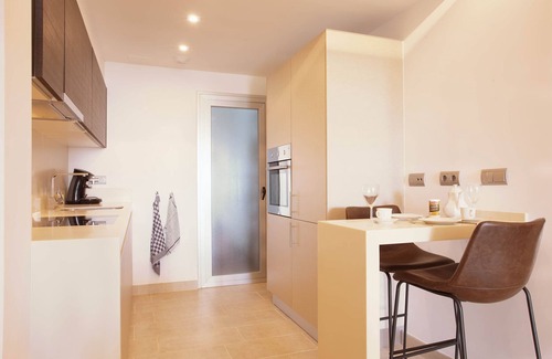 Ojen Apartment | Ground Floor Apartment with Breathtaking Views & Pool