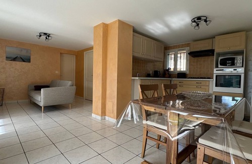 Aix-les-Bains Apartment | Cozy Apartment in Aix-les-Bains with Spa & Breakfast