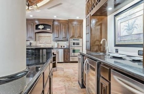 Puerto Penasco Condo | Presidential Suite on the Ocean's Edge with Spa & Pool