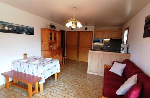 Saint-Jean-de-Sixt Apartment | Ground floor, view mountain, tv, 58m², Le Grand Bornand