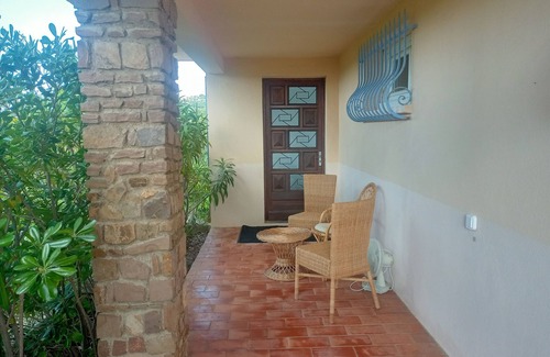 Plage de la Garonnette Apartment | Ground floor villa with swimming pool .15 minutes walk from the beach, absolute peace and quiet