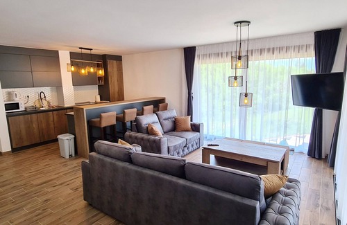 Novi Grad Sarajevo Apartment | Relaxing Ground Floor Retreat with 3 Bedrooms & Pool