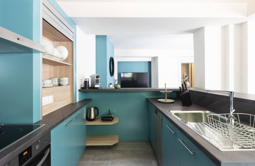 Kalamata House | Cozy GroundFloor Apartment with Yard in the Heart of Kalamata