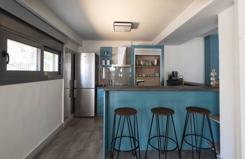 Kalamata House | Cozy GroundFloor Apartment with Yard in the Heart of Kalamata