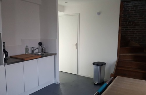 Steenbecque Cottage | Ideal Group Accommodation for 12 in Scenic Rural Setting