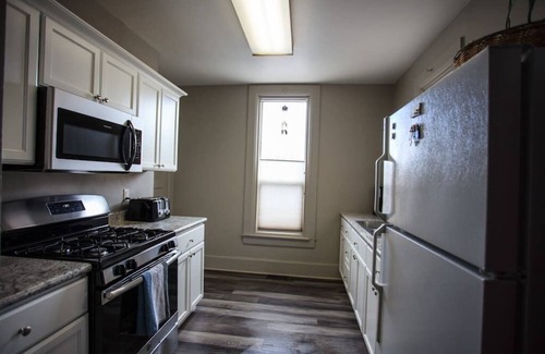 Grand Junction House | Downtown GJ Holiday Home: 6 Bedrooms, Pet-Friendly Comfort