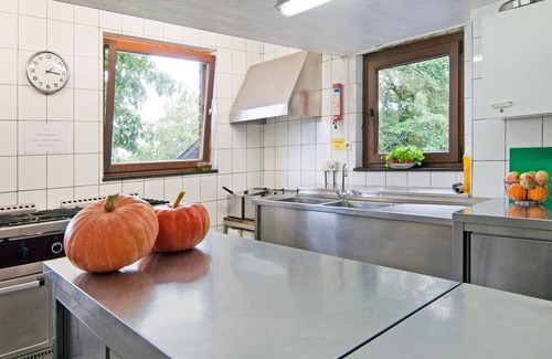 Sart-lez-Spa Cottage | Charming Cottage in Tiège Jalhay with Family-Friendly Amenities