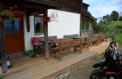 Gossenberg Apartment | Spacious Group House with 10 Bedrooms in Hirzhof