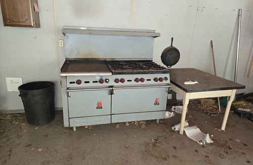Monticello Resort | Group Pavilion with cooking area