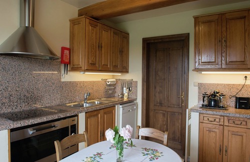 Harre House | Group Stay with Pool, Chevron