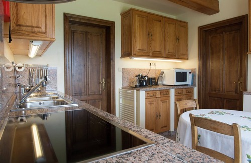 Harre House | Group Stay with Pool, Chevron