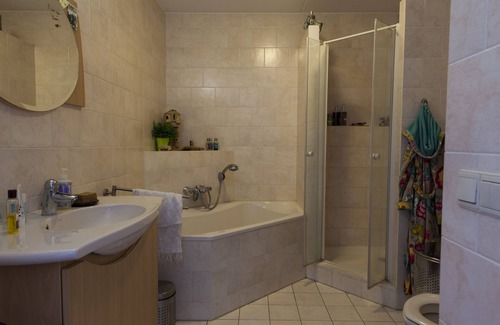 Stadsdam House | Ideal Group Retreat in a Peaceful Townhouse with Spa