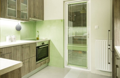 Nea Smirni Apartment | Grove House: Classy Flat Near Acropolis & Beach, 10/10 Rated