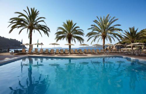 Cala Sant Vicente Hotel | Discover Comfort at Grupotel Imperio Playa - Oceanfront Oasis