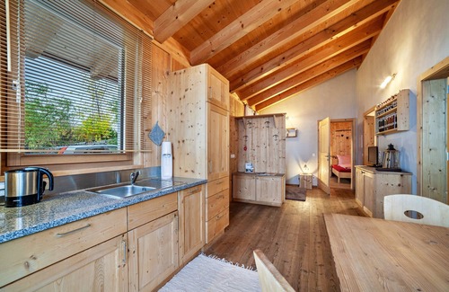 Glorenza Apartment | Stunning Grushof App Paföl with Mountain View & Spa