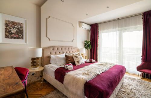 Bucharest City-Centre Apartment | Gryffindor Tower