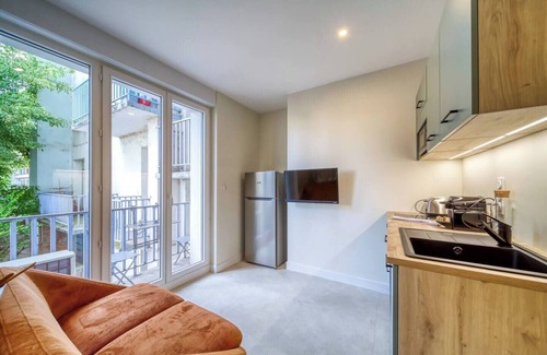 Quartier Exposition-Bajatiere Apartment | Discover GS Le Beau Berthelot: Renovated with Great Amenities