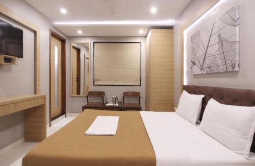 Surat Hotel | Gtois TIRUPATI
