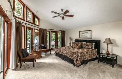 Hot Springs Village House | Relaxing Stay at Guadalajara House with Pool & Breakfast