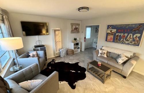 Dell City House | Guadalupe Mtn Ranger Guest House