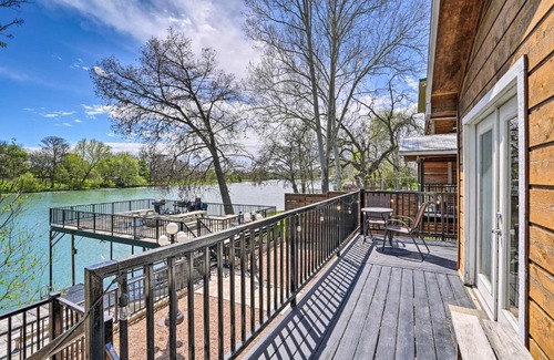 Seguin Apartment | Cozy Guadalupe River Cottage with Direct Lake Access