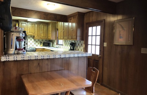 New Braunfels Cabin | Guest Rated 10/10: Guadalupe River Road Retreat Cabin