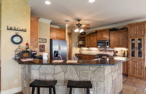 Boerne House | Experience the Beauty of Guadalupe River Retreat