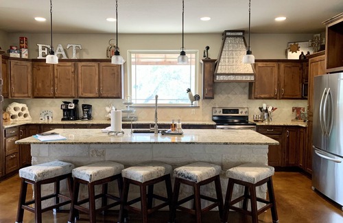 New Braunfels House | Hill Country Haven: Premier Stay Near Guadalupe River