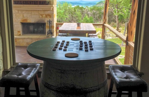 New Braunfels House | Hill Country Haven: Premier Stay Near Guadalupe River