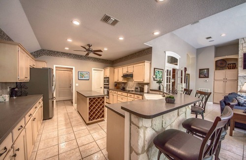 New Braunfels House | Delightful Guadalupe Riverfront Home with Pool Table & Fire Pit