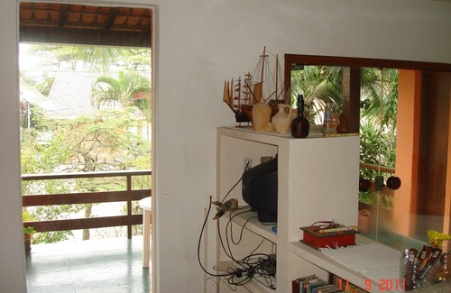 Barequecaba House | Guaecá Beach House: Oceanfront Escape in São Sebastião