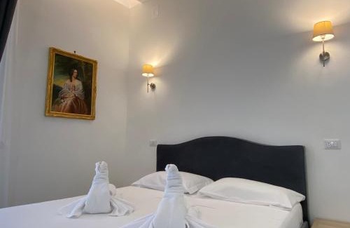 San Giorgio a Cremano Bed & Breakfast | Gualtieri Luxury Suite: Family-Friendly with Hot Tub & Kitchen