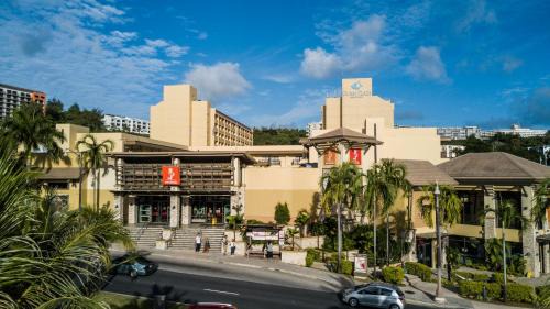 Tumon Hotel | Inviting Guam Plaza Resort with Oceanfront Amenities