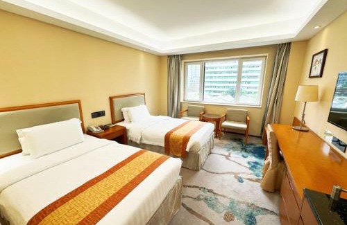 Yuexiu Hotel | Discover Guangdong Hotel: 4-Star Comfort with Family Amenities