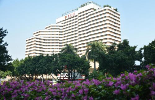 Yuexiu Hotel | Discover Guangdong Hotel: 4-Star Comfort with Family Amenities
