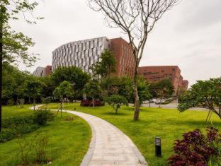 Baiyun Hotel | Elegant Guangzhou Baiyun International Convention Center Stay