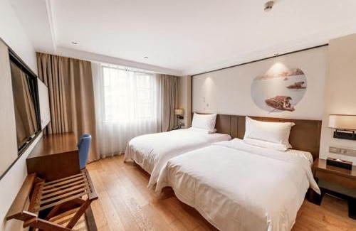 Tianhe Center Hotel | Explore Guangzhou City Join Hotel with Family-Friendly Amenities