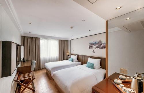 Tianhe Center Hotel | Explore Guangzhou City Join Hotel with Family-Friendly Amenities