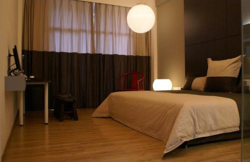 Haizhu Apartment | Discover Guangzhou Fangyuan Hotel: Family and Pet Friendly