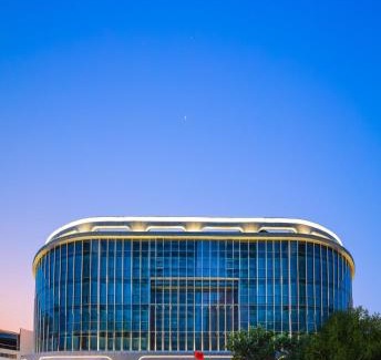 Wuyang New Town Hotel | Experience Guangzhou Wogo Yuanbao Hotel with Free Shuttle