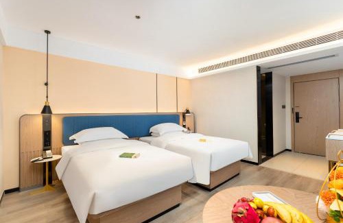 Baiyun Hotel | Comfortable Stay at Guangzhou Yilin Hotel with Pool & Dining