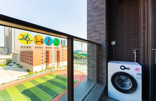 Yuexiu Apartment | Relax at Guangzhou Yu Apartment with Pool and Spa Amenities