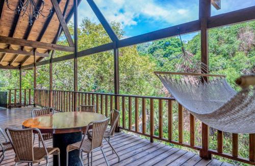 Savegre House | Discover Guapil #10: Family-Friendly Stay with Pool Access