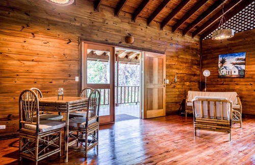 Savegre House | Discover Guapil #10: Family-Friendly Stay with Pool Access