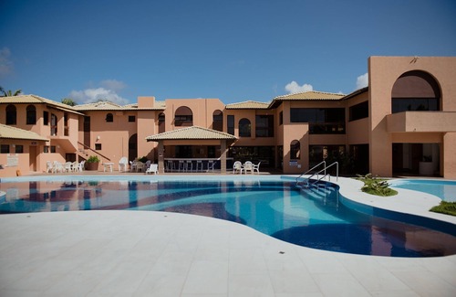 Guarajuba Apartment | Beachfront Guarajuba Summer House with Pool & Ocean Views