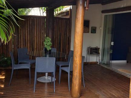 Centro Apartment | Explore Guarajuba Paraíso: Oceanfront Retreat with Hot Tub