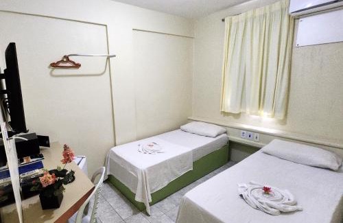 Centro Hotel | Budget-Friendly Guarany Hotel Express with Breakfast Included