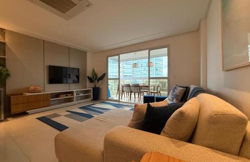 Guarapari Apartment | Cozy Retreat by the Sea at Enseada Azul - Rated 9/10