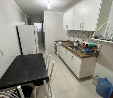 Praia do Morro Apartment | Oceanfront Haven: Guarapari Praia with 3 Bedrooms